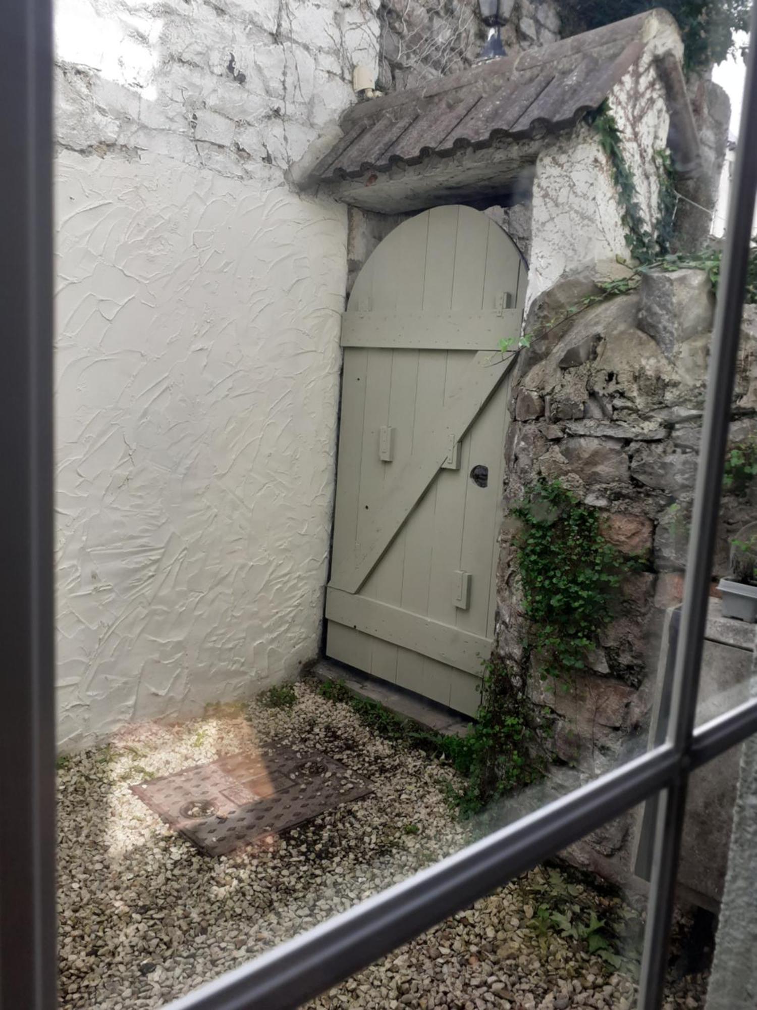 Characterful Cottage Near The Sea, Beach, Pier & Shops Weston-super-Mare Extérieur photo